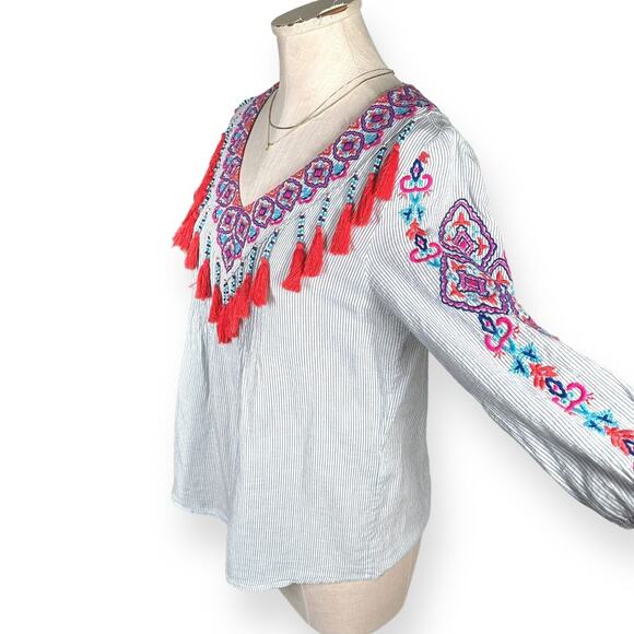 CHICO'S Boho Tassel Gauze Blouse Pinstripe Top Vibrant Relaxed Pleated Red Blue - Picture 4 of 12